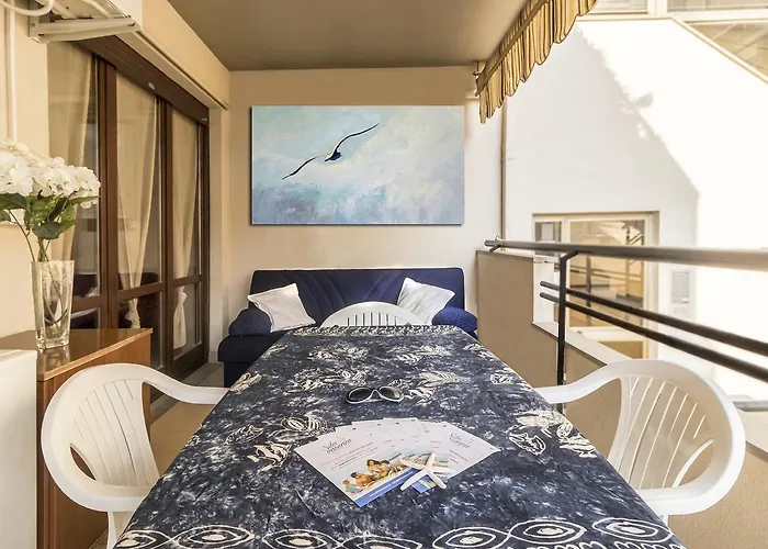 Stella Marina Silvi Апартаменты *